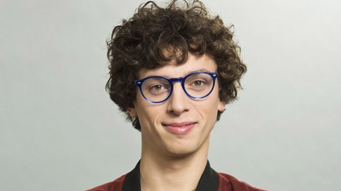 Honza Cina je talentovaný mladý herec a moderátor.