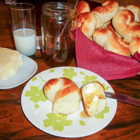 Chutné jidáše polévejte medem.