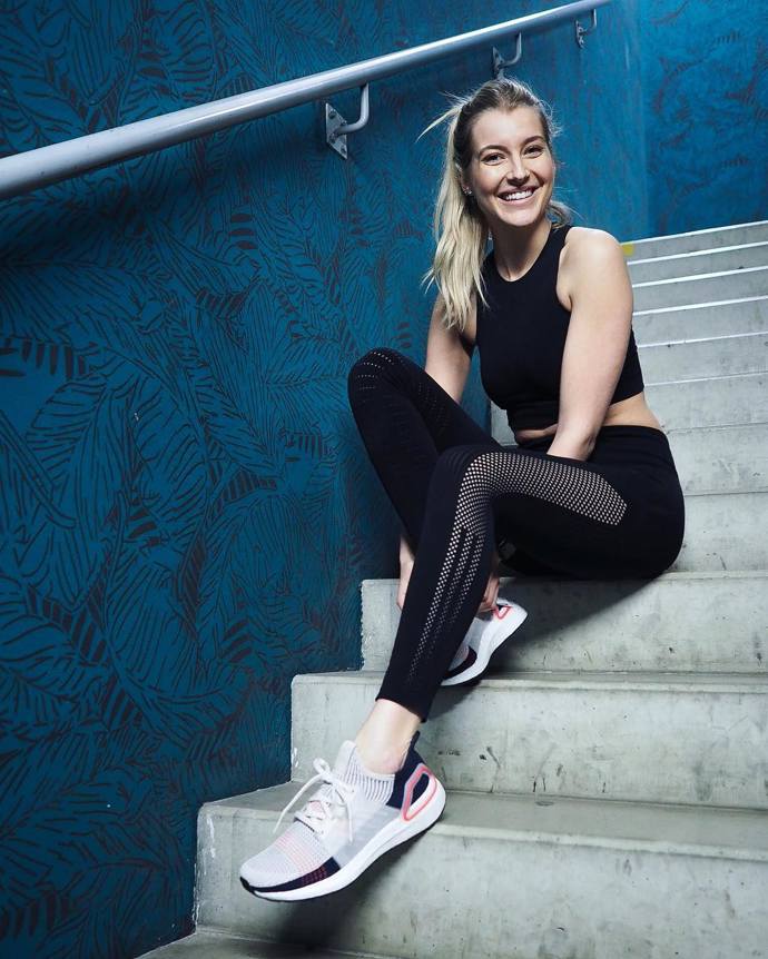 Jitka Nováčková si na běžeckém oblečení ujíždí.