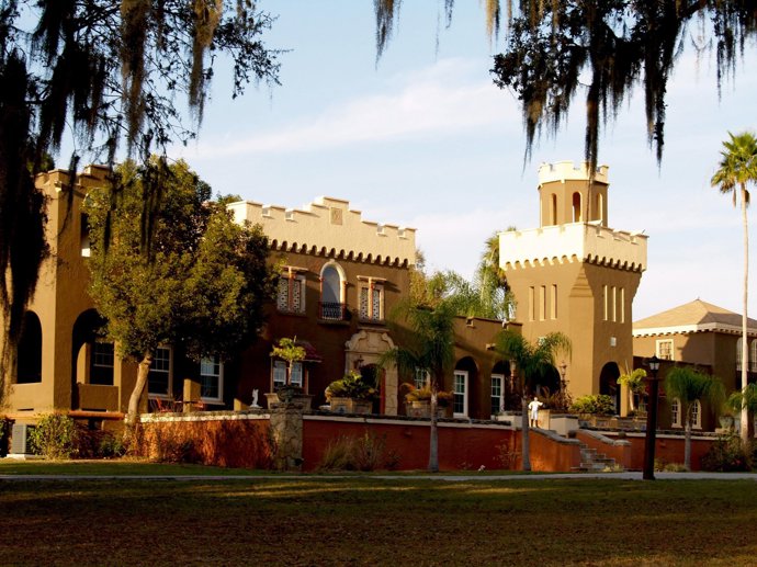 Lake Wales, Florida, 1,5 milionu USD.