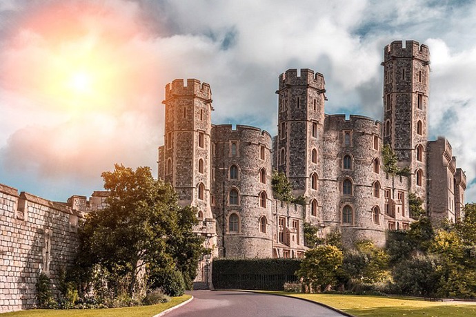 Není to krása? Všude po světě najdete pozoruhodné stavby.