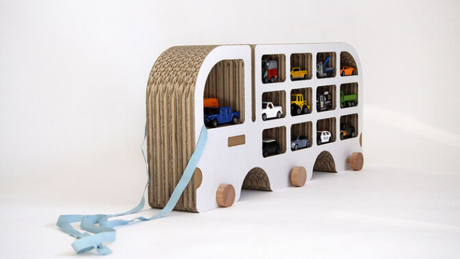 Do dětského pokojíčku je papírový nábytek ideální, nebude vás totiž štvát, když ho děti zničí