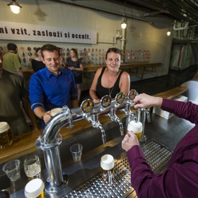 Užijte si prohlídku Pivovaru Velké Popovice.
