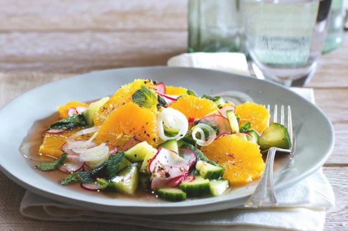 Ředkvičkový salát s pomerančem