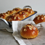 Místo jednoho velkého klidně vytvořte několik malých bochánků.