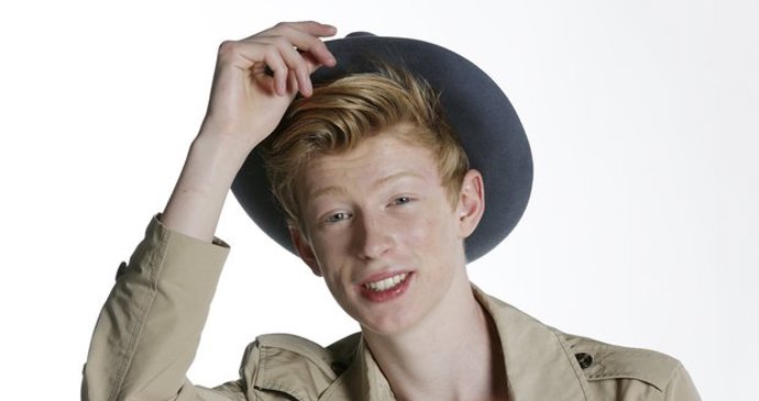 Mišík se rád stylizuje do Justina Biebera.