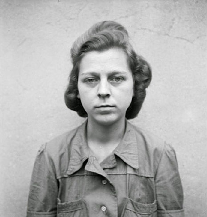 Ilse Forster. Do SS se dostala v roce 1944, jako dozorkyně působila v Bergen-Belsenu. Odsouzena byla k deseti letům vězení.