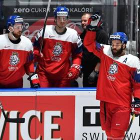 Mistrovství světa v ledním hokeji je v plném proudu.