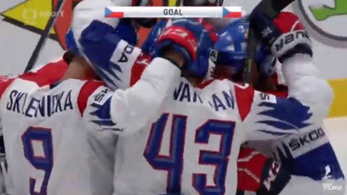 Slavná česká hokejová objetí.