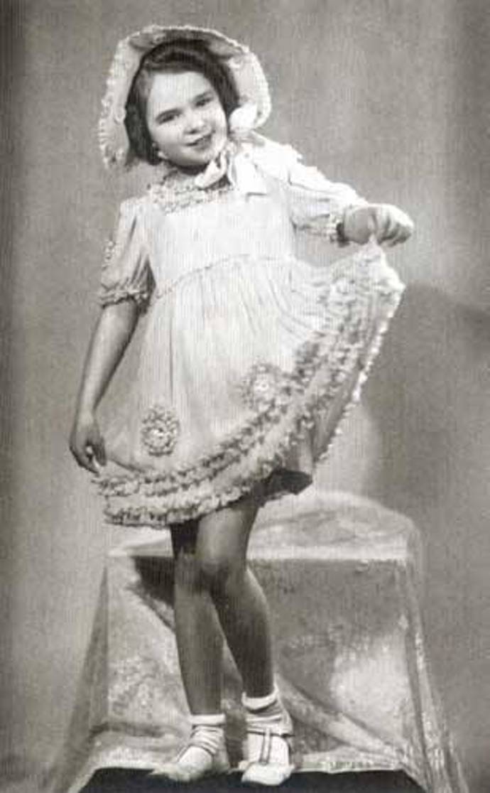 Jiřina Bohdalová jako malá holčička