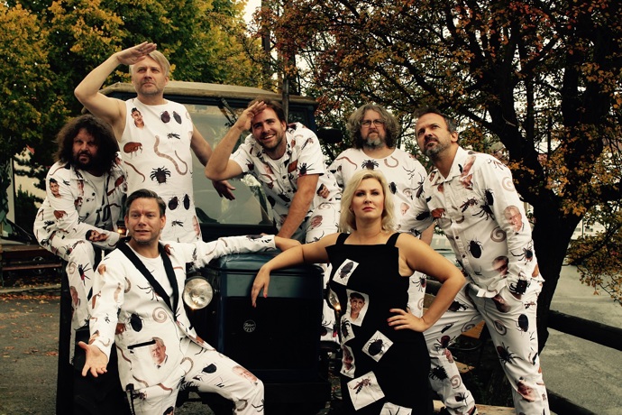 Tereza Černochová je v kapele po boku Matěje Rupperta už třetím rokem.