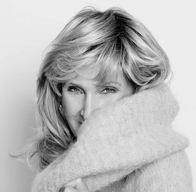 I přes to, čím si musela projít, je to stále krásná žena.