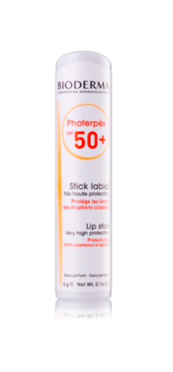 Balzám na rty, Bioderma,, 4 g, 219 Kč. Balzám rty vyživuje, hydratuje a zároveň chrání před UV zářením.