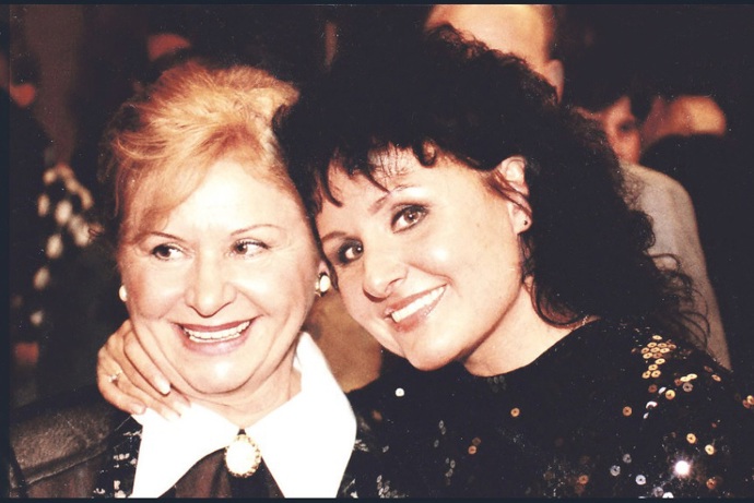 Jitka Zelenková se svou krásnou maminkou, která zemřela v roce 2012.