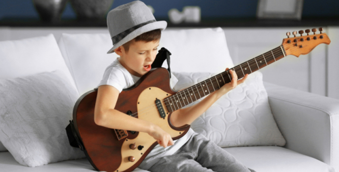 Veďte děti k hudbě, je skvělé, když něco umí