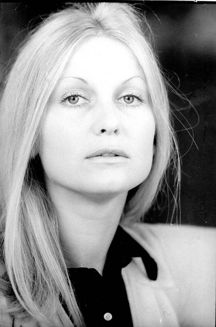 Krásná blondýna Eliška Balzerová