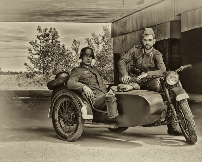 Za války zde bylo pro potřeby Rudé armády vyrobeno kolem 9799 kusů těchto motocyklů. 