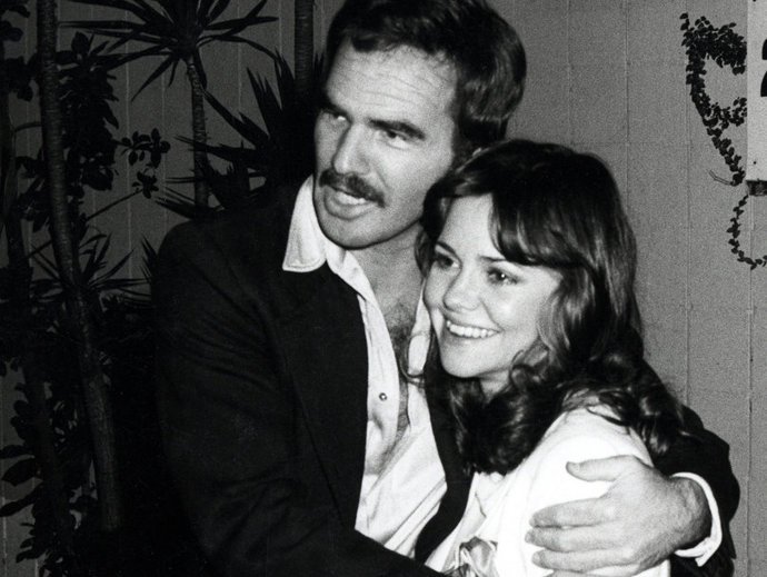 Láska z nich sálala.