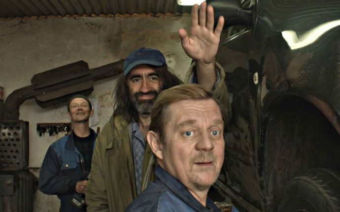 Film je plný skvělých herců, ale žádné hluboké myšlenky nečekejte, jedná se o oddychovku