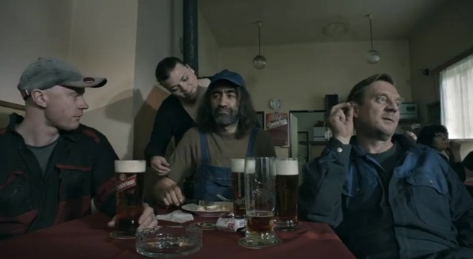 Luboš pracuje jako instalatér, za svoji práci si ale ani nenechá pořádně zaplatit. 