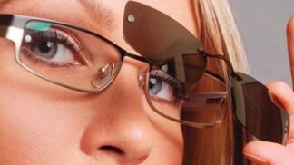 Pokud máte dioptrie, můžete si koupit speciální sluneční brýle