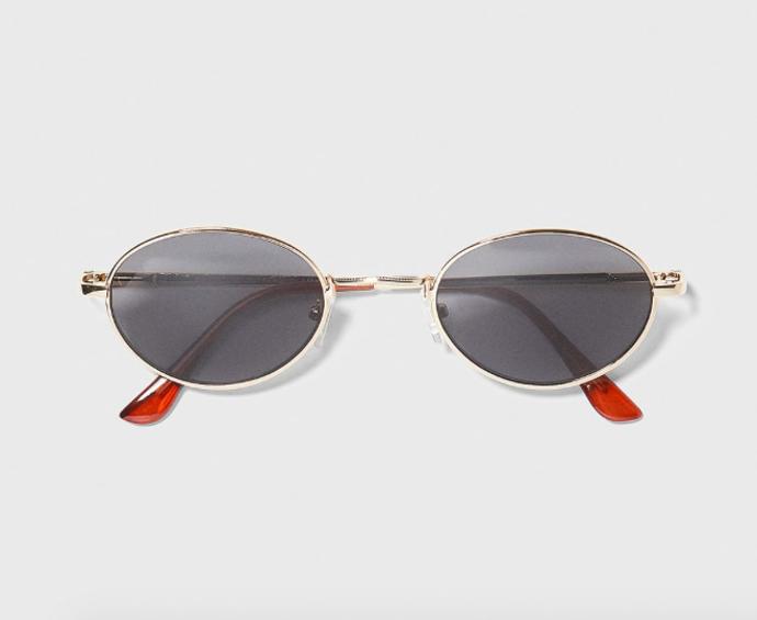 Nebojte se ani originálních kousků. Sluneční brýle Zara, 599 Kč