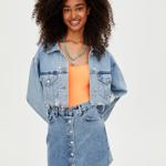 Sukně se stříbrnými knoflíky, Pull&Bear, 549 Kč