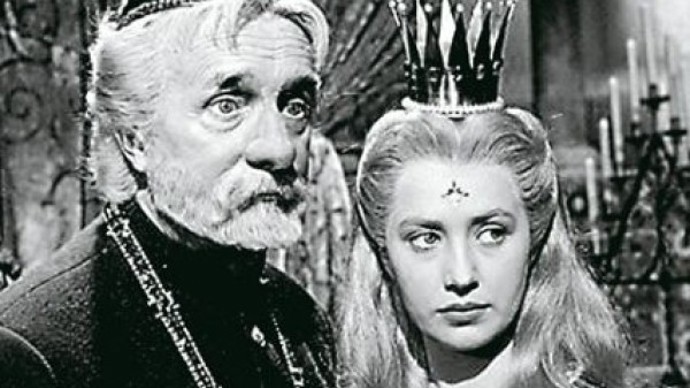 František Smolík jako král v pohádce Princezna se zlatou hvězdou na čele.