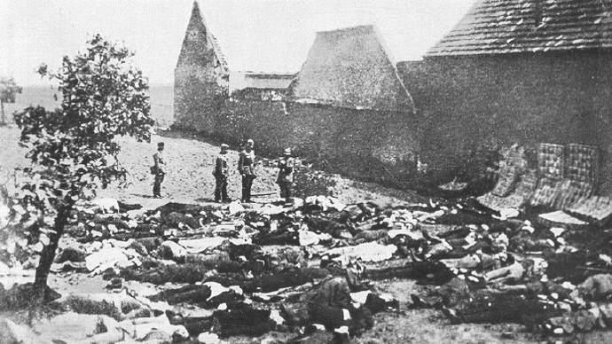 173 lidických mučedníků padlo v Lidicích za oběť rozzuřeným nacistům.