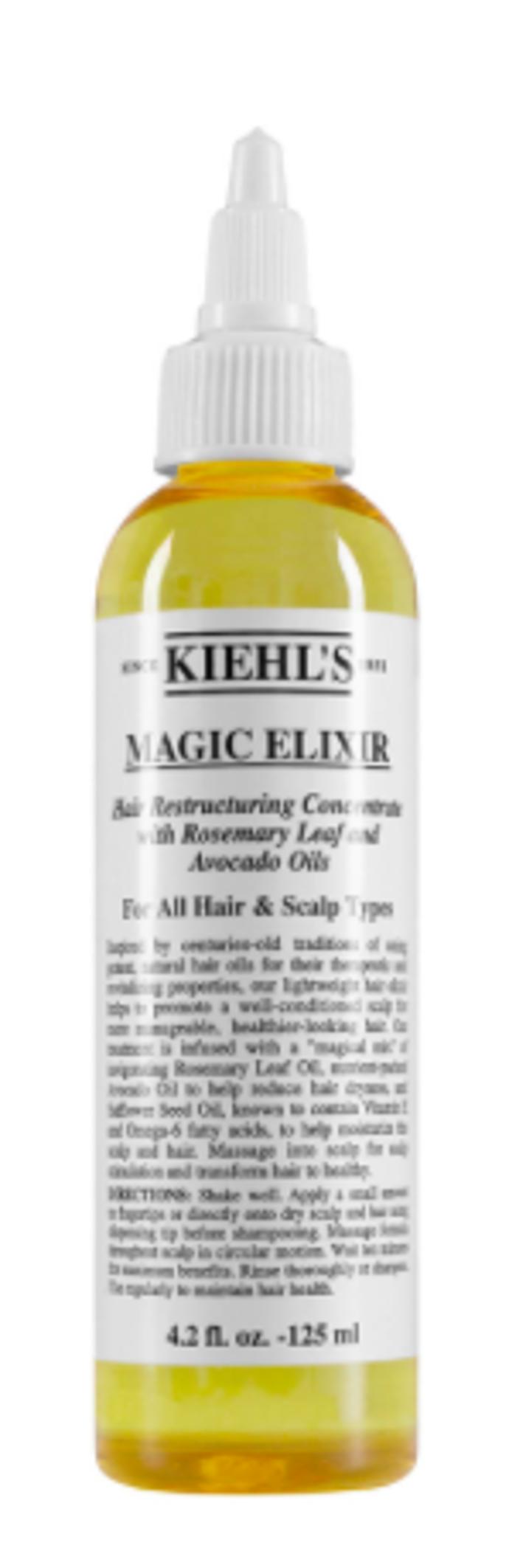 Jednou za čas si vlasy zaslouží speciální péči. Elixír ihned navrátí hydrataci poškozeným vlasům. Kiehl’s, 125 ml, 620 Kč. 