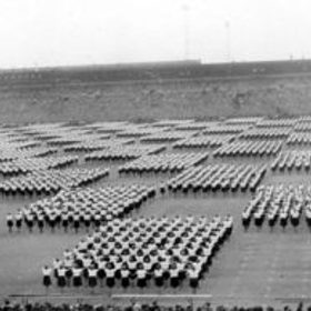 Všesokolský slet je vyvrcholení tělovýchovné činnosti sokolů, zejména formou veřejných cvičení pro veřejnost. Je společenskou událostí s řadou doprovodných akcí a příležitostí k setkání světového sokolstva.