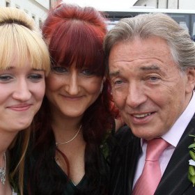 Lucii navštěvoval pravidelně v bytě na pražských Vinohradech, který jí a její matce pořídil. Sama Lucie dlouho netušila, kdo je ve skutečnosti jejím otcem, dozvěděla se to od matky až mnohem později. 