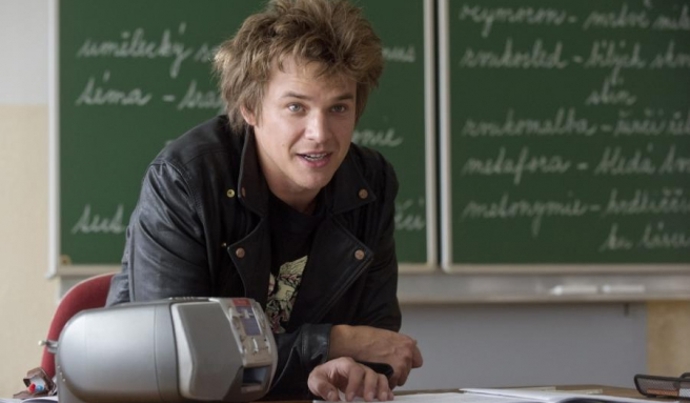 Děj se odehrává během jediného dne, kdy tři andělé, Hachamel, Nith-Haiach a Jofaniel, zaučují nováčka - mladou andělku Ilmuth (Křenková).