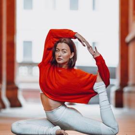 Některé hodiny mohou být fyzicky hodně náročné, takže perfektní postava na sebe nenechá dlouho čekat. Jessica Olie radí vytrvat.