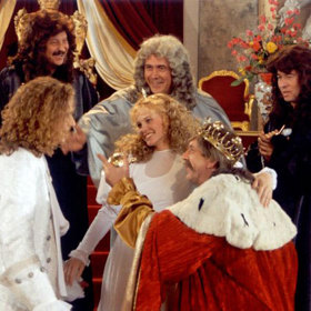 Jako princezna Pavlínka byla Barbora Bobulová kudrnatá blondýnka.