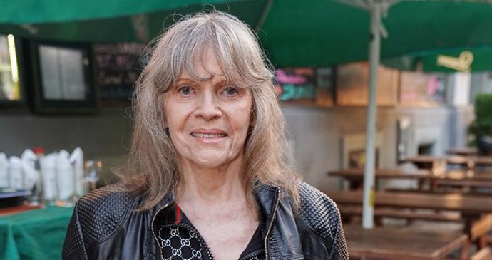 Dne 28. října 2009 byla Evě Pilarové udělena Medaile Za zásluhy.