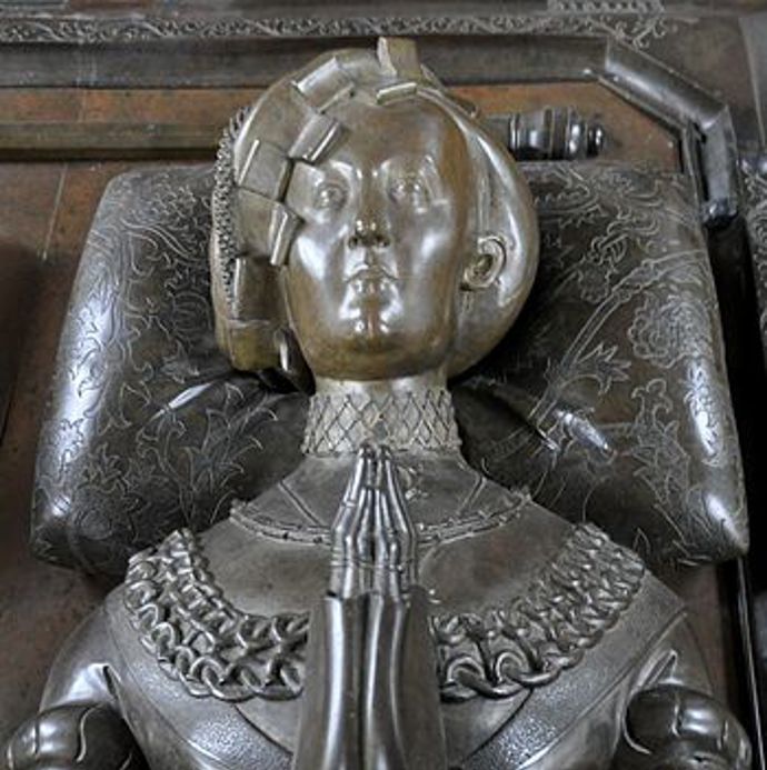 Anna byla dcerou kurfiřta  Jana Cicera a Markéty Saské.