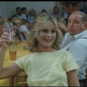 „Vlez tam a zpřerážím ti hnáty, zmetku jeden!“