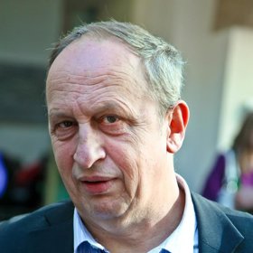 Jan Kraus je český herec, moderátor, publicista, dramatik a režisér.