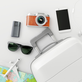 Čeká vás dlouhá cesta vlakem, autem nebo autobusem? Pak se inspirujte, co vám na ní nesmí chybět, abyste se cítili v klidu a pohodě.