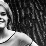 Eva Pilarová byla česká zpěvačka a herečka. Trojnásobná vítězka čtenářské ankety Zlatý slavík v kategorii zpěvaček.