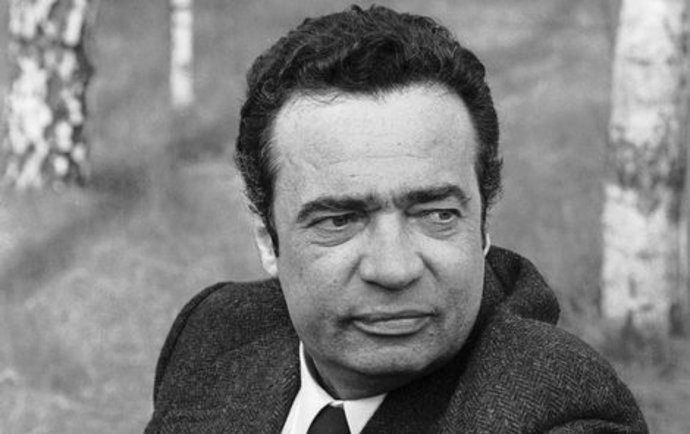 Vystupoval doslova ve stovkách televizních pořadů a ve filmu a televizi vytvořil přes 150 rolí. Za zmínku stojí mezi jinými pořad Bakaláři a nezapomenutelné konferování silvestrovských estrád. 