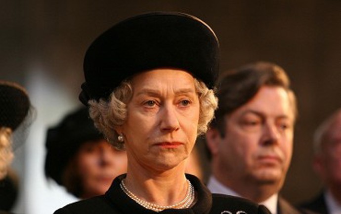 Prvním z nich byl Robert Dudley, hrabě z Leicesteru, její přítel od dětství a její největší důvěrník a rádce. Po jeho smrti pak zaujal jeho místo jeho adoptivní syn Robert Devereux, hrabě z Essexu.