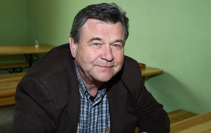 Zahrál si jednu z hlavních postav v divácky velmi úspěšném a dnes již i svým způsobem legendárním filmu S tebou mě baví svět z roku 1983. Ztvárnil také např. milovníka života a krásných žen ve filmu Konto separato, dědečka ve snímku Jak se krotí krokodýli či vinaře v komediálních filmech Bobule a 2Bobule.