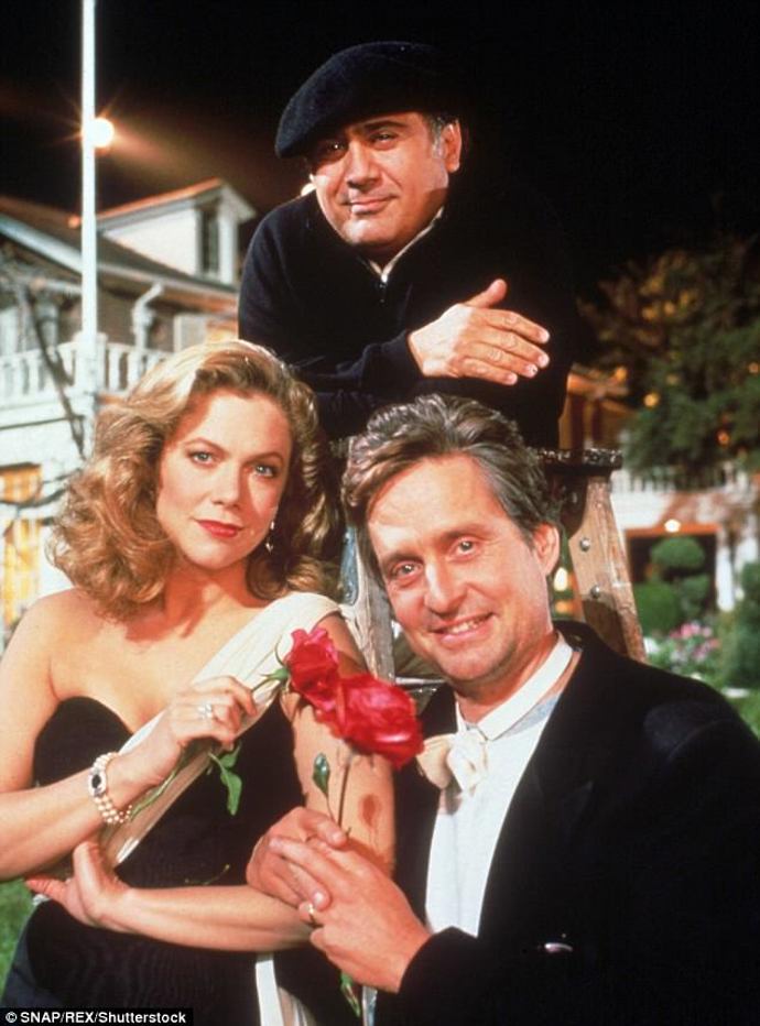 V roce 1989 si zahrála v dalším velkém hitu – VÁLKA ROSEOVÝCH, kde se objevila opět s M. Douglasem a D. DeVitem.