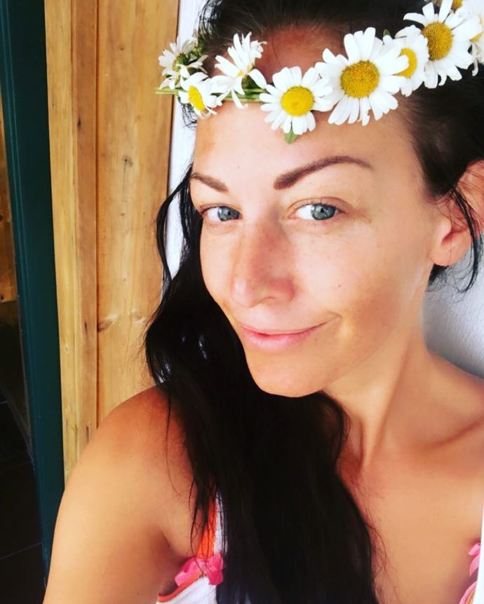 Agáta občas vypadá jako holčička. Zhýralou rebelku, kterou byla, by v ní hádal málokdo.