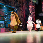 Máša a medvěd je ruský animovaný televizní seriál pro děti.