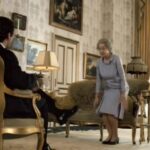  V roce 1579 trápí její rádce jediná věc. Alžběta se až dosud odmítala vdát. A bez manžela nelze mít přímého dědice, následkem čehož vzniká nebezpečí občanské války mezi možnými následníky.