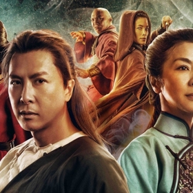 Coby svůj vysněný projekt snímek inicioval tchajwanský režisér Ang Lee, který předtím střet generací, kultur, tradic a moderního života rozvedl ve filmech Tlačit rukama (1992), Svatební hostina (1993), Jíst, pít, muž, žena (1994), ale také v zahraničních angažmá Rozum a cit (1995) i Ledová bouře (1997).