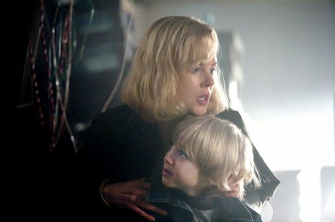 Carol se spojí se svým kolegou Benem Driscollem a svěří se mu se svým tušením.